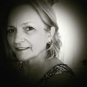 Meet your Posher, Diane